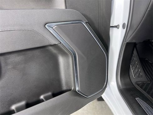 Used 2025 GMC Sierra 1500 Elevation image 24