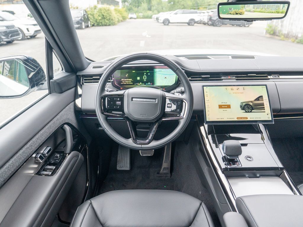 New 2026 Land Rover Range Rover Sport Dynamic SE AWD/4WD image 12