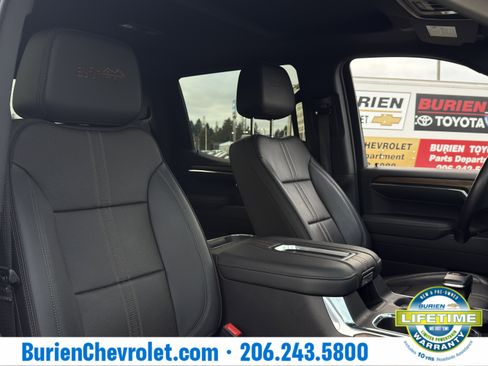Used 2022 Chevrolet Silverado 1500 High Country w/ High Country Premium Package image 23