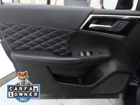 Used 2024 Mitsubishi Outlander SEL FWD image 10