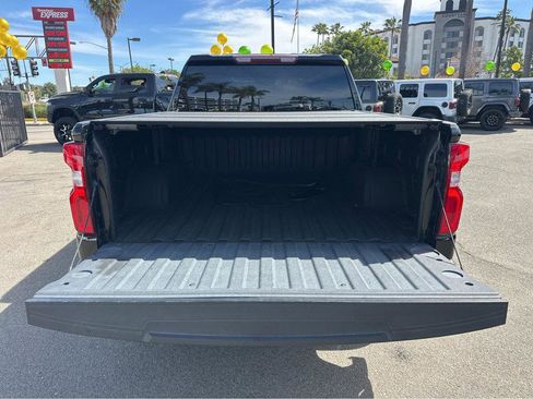 Used 2021 Chevrolet Silverado 1500 RST image 37