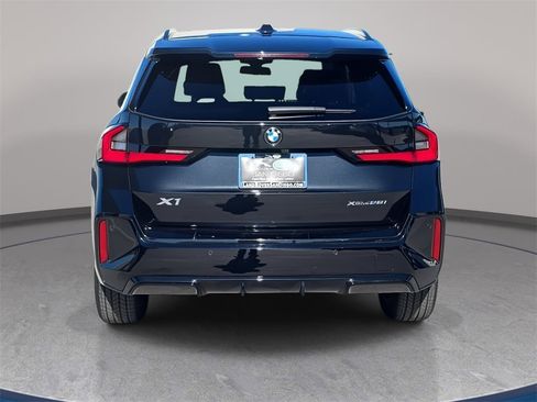 Used 2025 BMW X1 xDrive28i image 7
