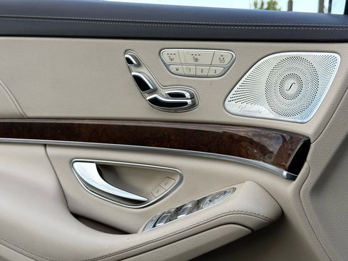 Used 2015 Mercedes-Benz S 550 4MATIC Sedan image 21