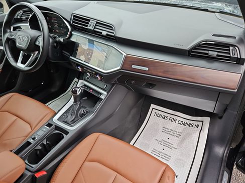 Used 2023 Audi Q3 2.0T Premium Plus w/ Premium Plus Package image 31