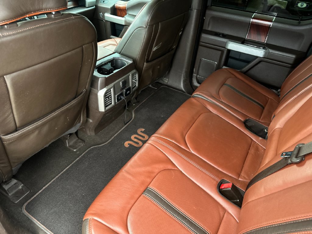 Used 2019 Ford F150 King Ranch w/ Equipment Group 601A Luxury AWD/4WD image 11