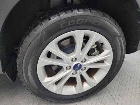 Used 2018 Ford Escape SEL AWD/4WD image 31