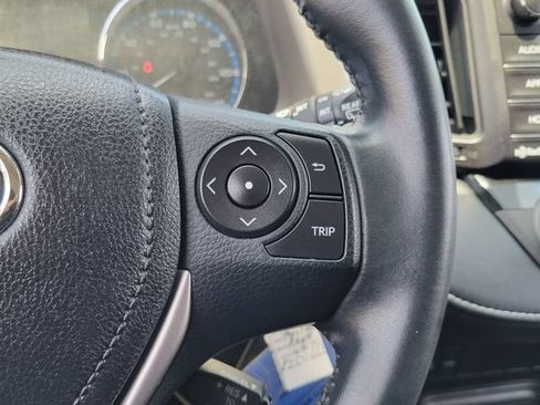 Used 2016 Toyota RAV4 XLE FWD image 8