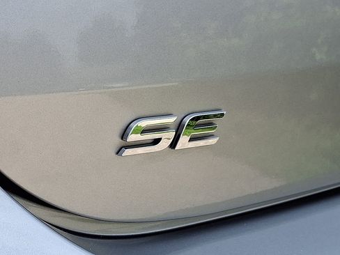 Used 2020 Hyundai Elantra SE FWD image 30