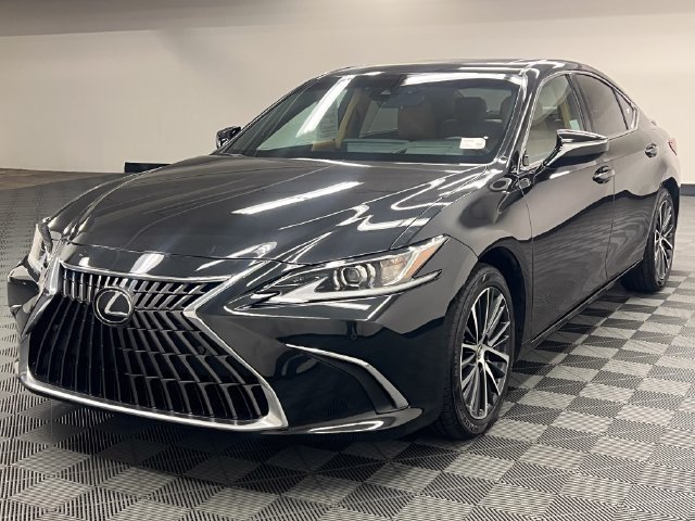 Used 2024 Lexus ES 300h w/ Premium Package FWD image 2