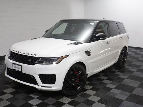 Used 2020 Land Rover Range Rover Sport HST image 2