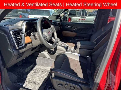 Used 2024 GMC Canyon AT4 w/ AT4 Premium Package image 10