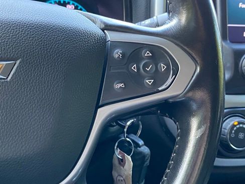 Used 2022 Chevrolet Colorado LT w/ Fleet Safety Package RWD image 17