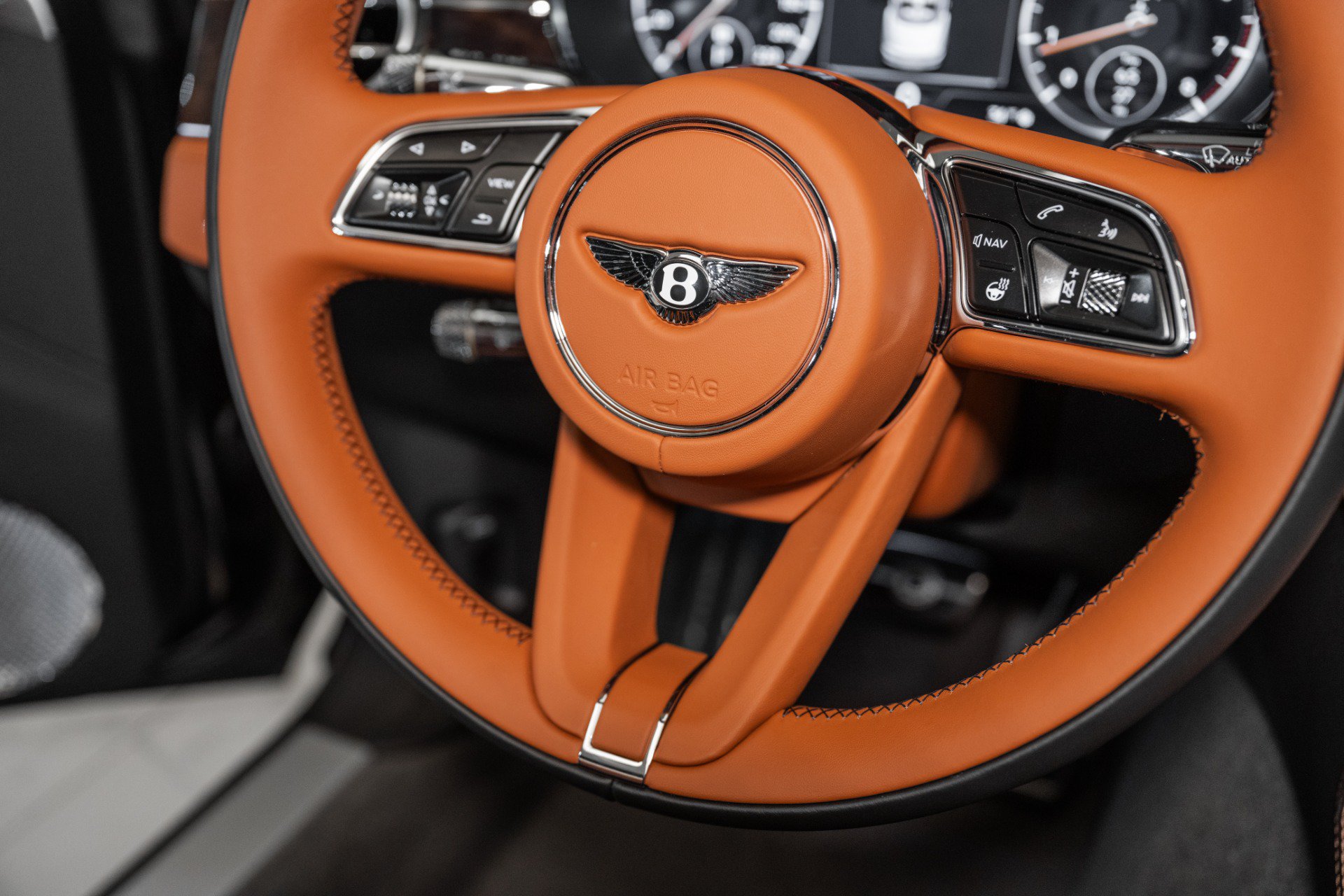 Used 2024 Bentley Continental GT V8 AWD/4WD image 42