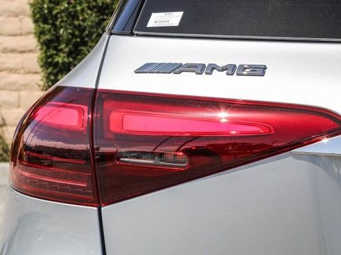 New 2025 Mercedes-Benz GLE 53 AMG 4MATIC image 9
