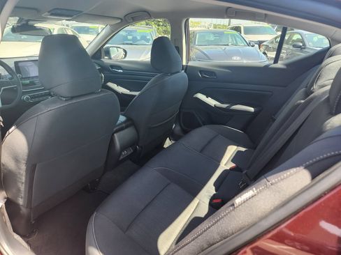 Used 2025 Nissan Altima 2.5 SV AWD/4WD image 26