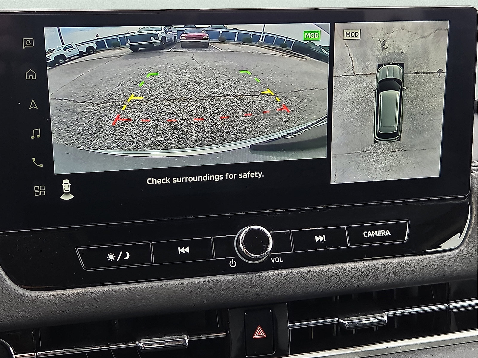 Used 2025 Mitsubishi Outlander SE AWD/4WD image 17
