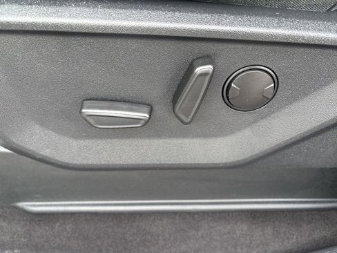 Used 2023 Ford F150 XLT w/ Equipment Group 302A High image 23