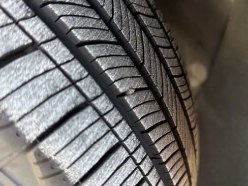 Used 2025 Hyundai Tucson Limited image 9