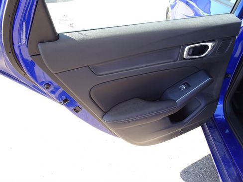 Used 2023 Acura Integra A-Spec image 16