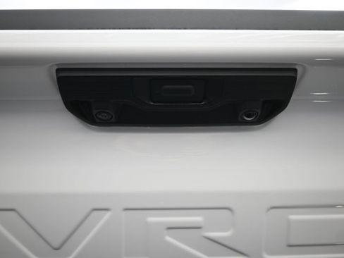 Used 2025 Chevrolet Silverado 1500 LT w/ Z71 Off-Road Package image 12