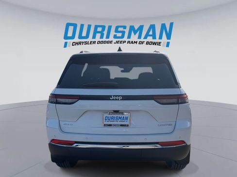 New 2025 Jeep Grand Cherokee Limited w/ MOPAR Finishing Package image 5