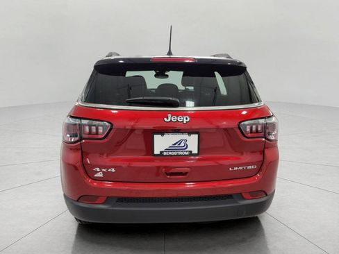 Used 2025 Jeep Compass Limited image 25