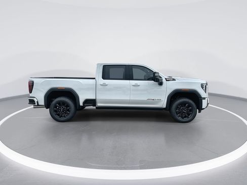 New 2026 GMC Sierra 2500 AT4 w/ AT4 Premium Plus Package AWD/4WD image 9