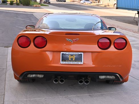 Used 2007 Chevrolet Corvette Coupe w/ Preferred Equipment Group RWD image 6