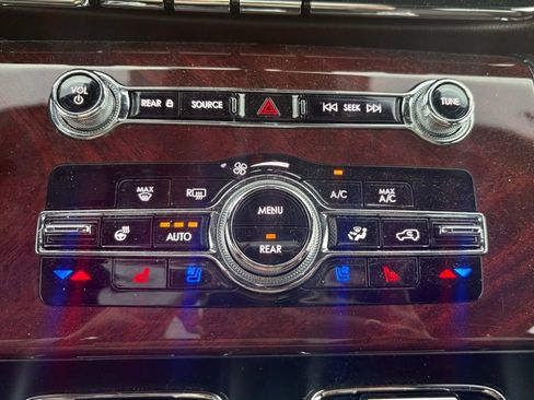 Used 2023 Lincoln Aviator Black Label w/ Dynamic Handling Package AWD/4WD image 14