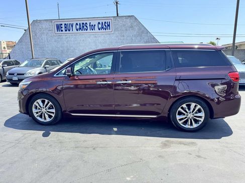 Used 2017 Kia Sedona SX Limited FWD image 14