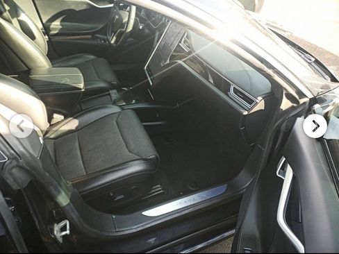 Used 2017 Tesla Model S 75D image 6