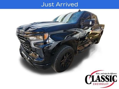 Used 2022 Chevrolet Silverado 1500 LT Trail Boss w/ LT Trail Boss Premium Package image 3