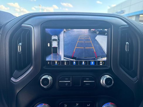 Used 2021 GMC Sierra 2500 Denali w/ Denali Black Diamond Edition image 25