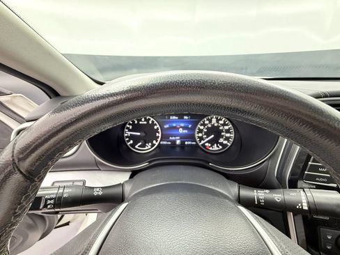 Used 2017 Nissan Maxima 3.5 SV FWD image 25