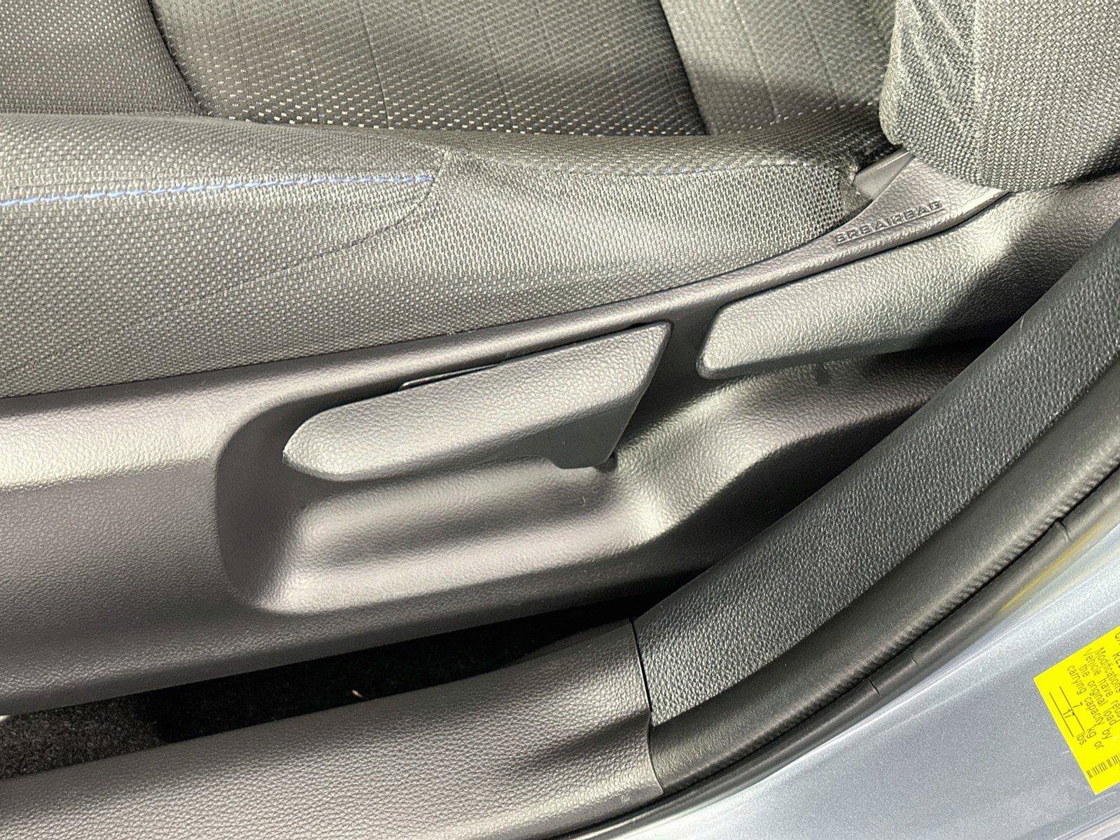 Used 2020 Toyota Corolla SE FWD image 20
