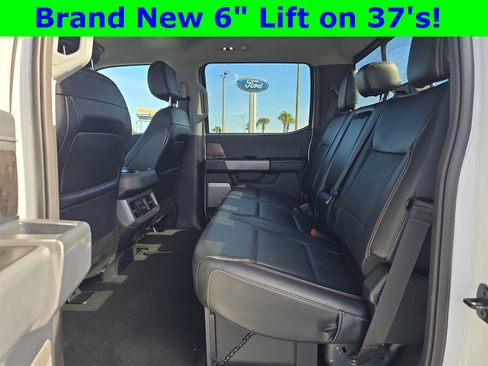 Used 2024 Ford F450 Lariat image 12