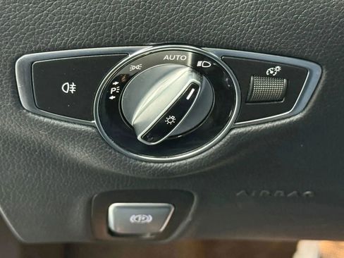 Used 2022 Mercedes-Benz E 350 Sedan w/ AMG Line Exterior image 27