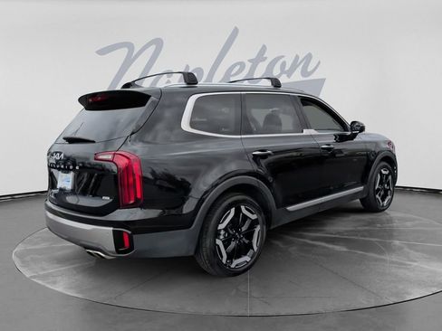 Used 2025 Kia Telluride S AWD/4WD image 4