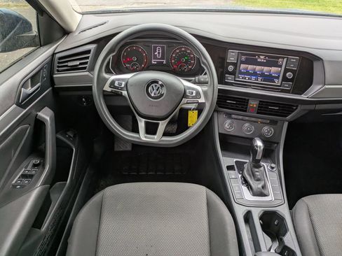 Used 2021 Volkswagen Jetta S w/ Driver Assistance Package FWD image 15