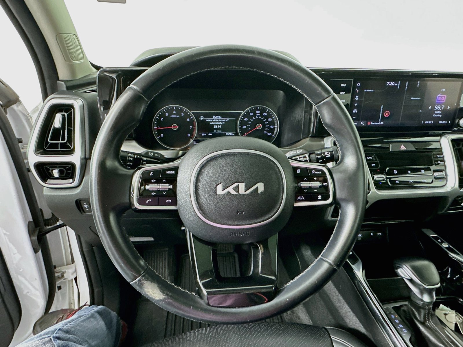 Used 2022 Kia Sorento SX AWD/4WD image 12