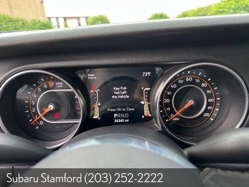 Used 2020 Jeep Gladiator Overland AWD/4WD image 11