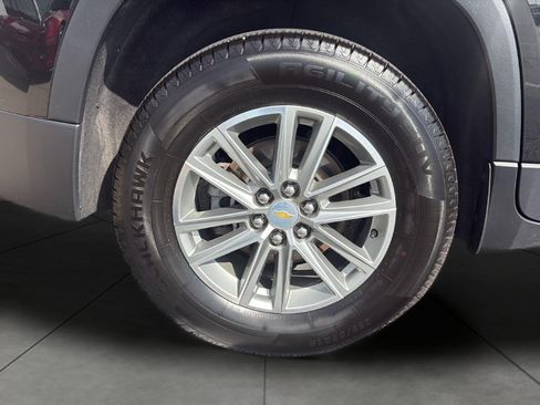 Used 2023 Chevrolet Traverse LT w/ LPO, Floor Liner Package AWD/4WD image 11