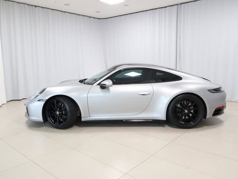 Used 2024 Porsche 911 Carrera S RWD image 2