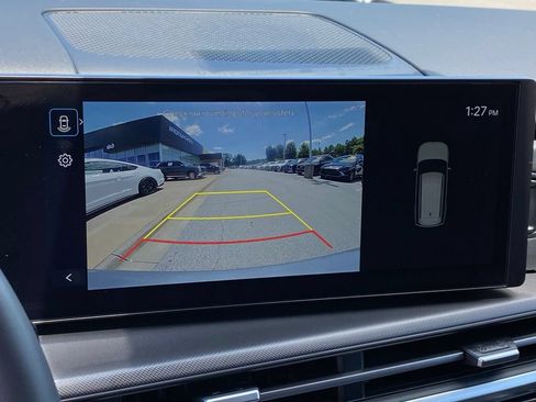 Used 2025 Hyundai Santa Fe SE FWD image 18