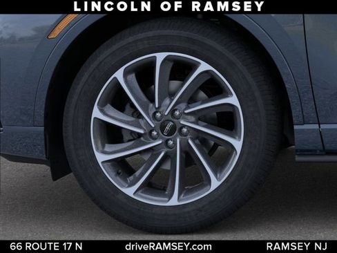 New 2026 Lincoln Corsair Grand Touring AWD/4WD image 20