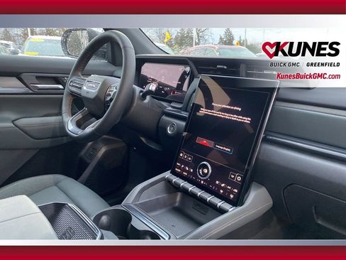 New 2026 GMC Terrain AT4 w/ Convenience Package III image 41