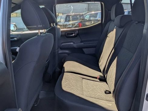 Certified 2018 Toyota Tacoma TRD Sport RWD image 15