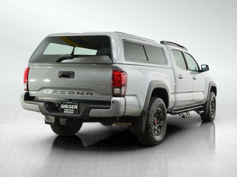 Used 2019 Toyota Tacoma TRD Off-Road w/ TRD Premium Off Road Package AWD/4WD image 5