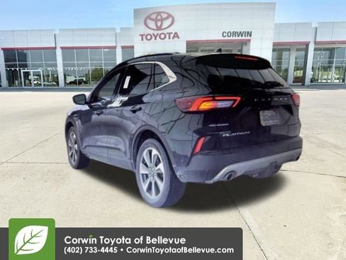 Used 2023 Ford Escape Platinum w/ Premium Technology Package image 17