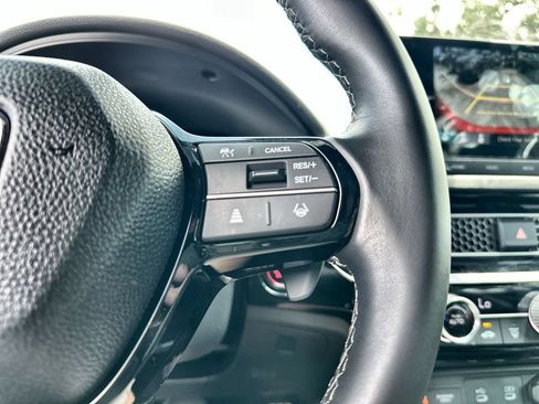 Used 2025 Honda Civic Sport image 32